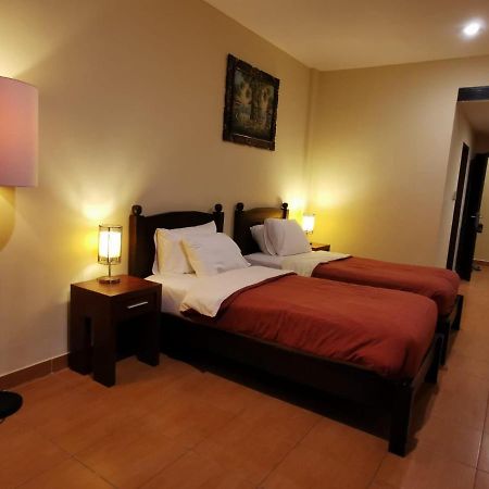 Dalia Budget Hotel Senggigi Bagian luar foto