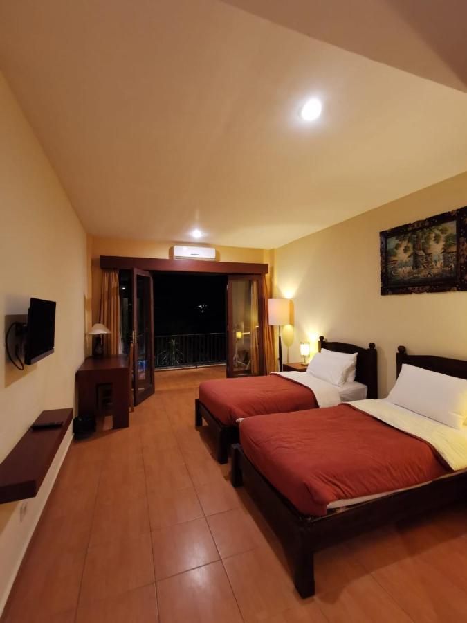 Dalia Budget Hotel Senggigi Bagian luar foto