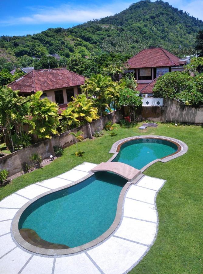 Dalia Budget Hotel Senggigi Bagian luar foto